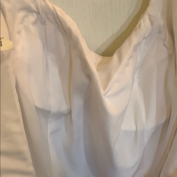 Wedding Dress - Picture 7 of 9